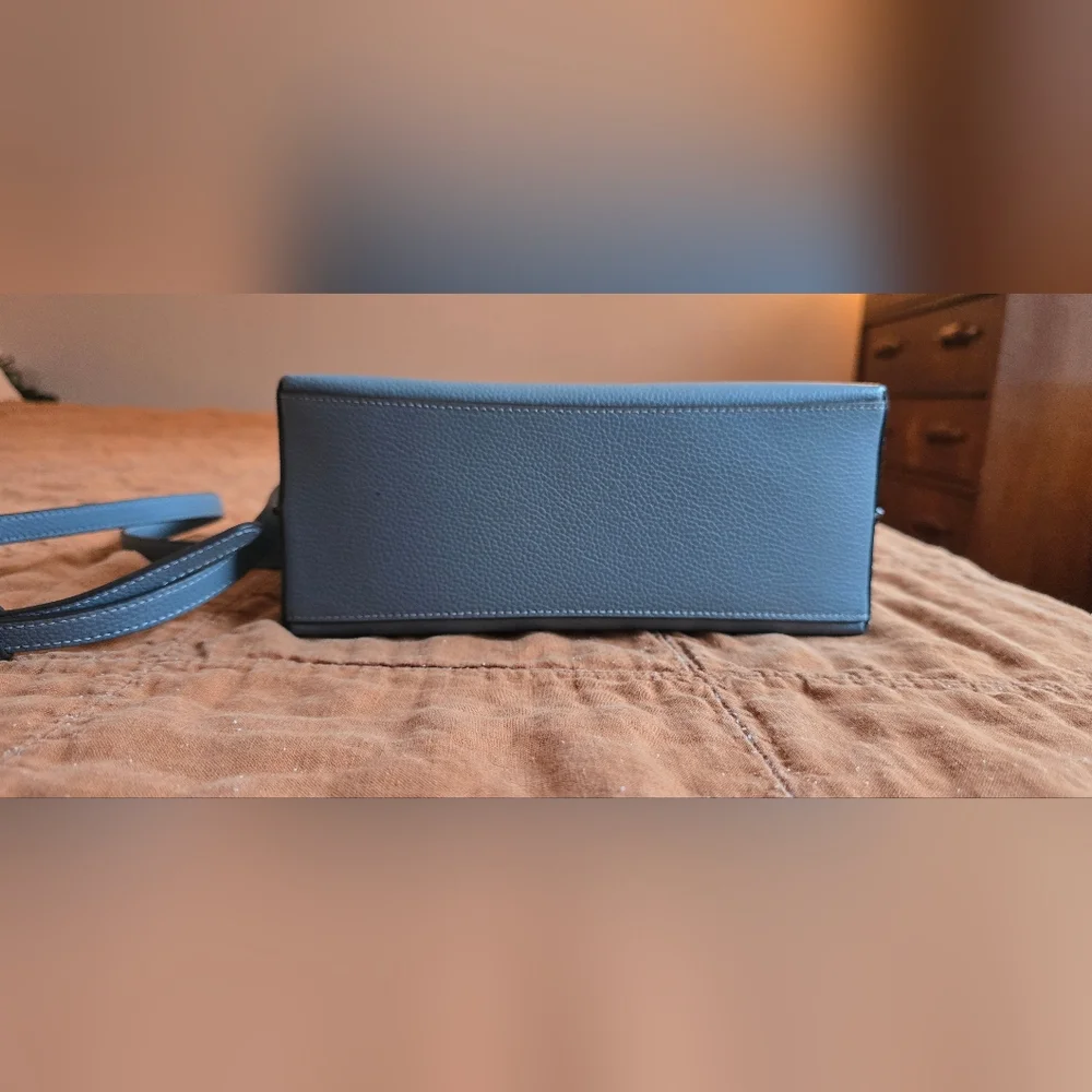Coach Mollie Tote 25 Baby Blue - Picture 6 of 10